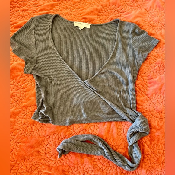 Urban Outfitters Project Social T Bailey Ribbed Wrap T-Shirt - Picture 4 of 6